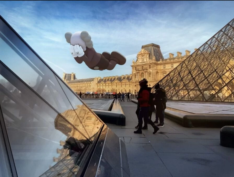 KAWS, COMPANION (EXPANDED) in Paris, 2020. Courtesy of KAWS and Acute Art.
