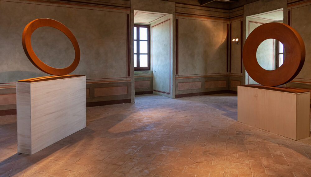 Officine Chigiotti, Capalbio Contemporary Art. Installation views a Palazzo Collacchioni, Capalbio, 2020. Ph. Dimitri Angelini