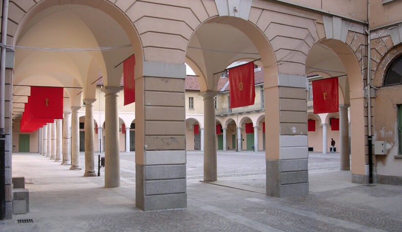 Mocellin e Pellegrini, Controcorrente, Palazzo Broletto di Gallarate, 2004