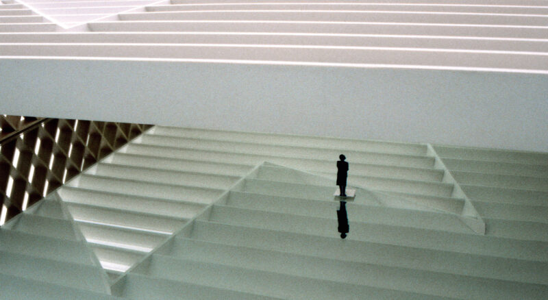 Estructura de luz cenital, 1973 © Juan Navarro Baldeweg