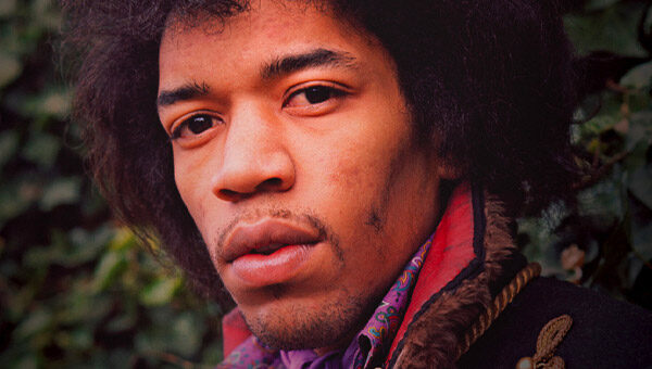 50 anni fa moriva Jimi Hendrix: un documentario ricorda l’icona rock
