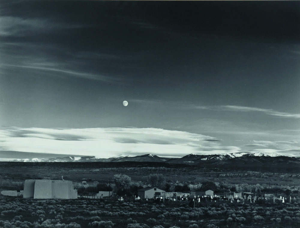 Sotheby's Ansel Adams, Moonrise, Hernandez, New Mexico ($700,000/1 milione) 