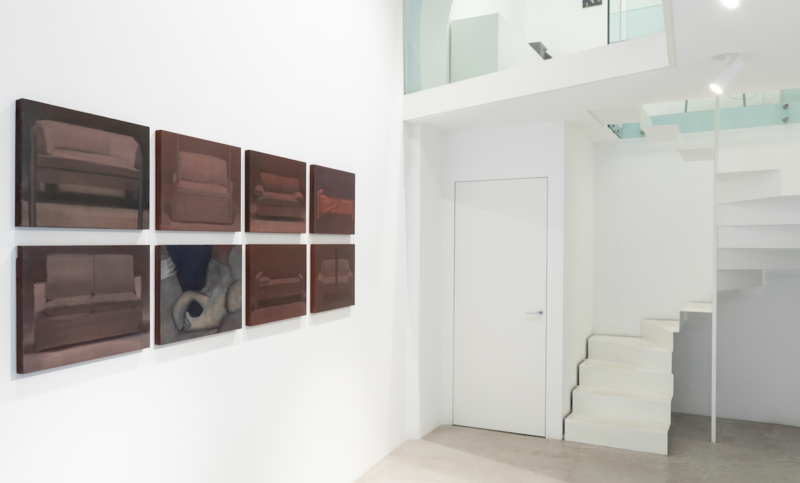 Veduta della mostra alla galleria MAAB di Milano