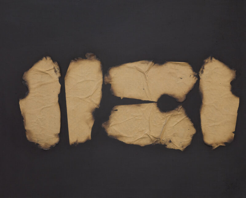 Turi Simeti, Collage di carta bruciata su tela, 1961, 64x80 cm