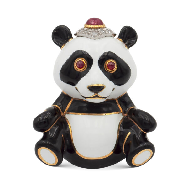 Lotto 60 - David Webb, spilla "Panda" in oro giallo 18kt e platino. Stima 4.000-6.000 euro