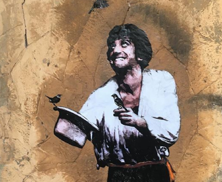 La Street Art omaggia Gigi Proietti. Ma il murale più grande deve ancora arrivare…