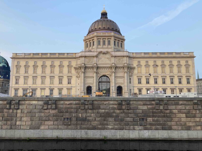 Il Castello di Berlino, la Capitale della creatiività secondo CahtGPT