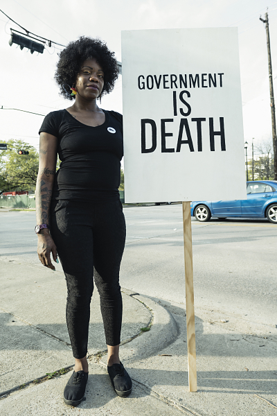 Democracia, Government is death (Jeremiah series)