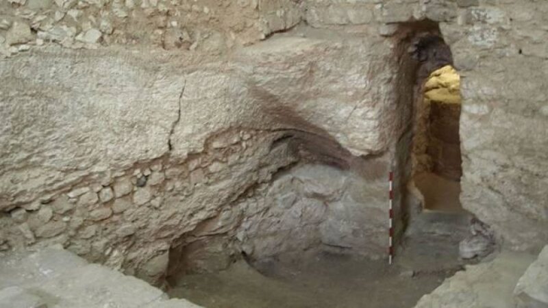 La possibile casa di Gesù (foto Ken Dark)