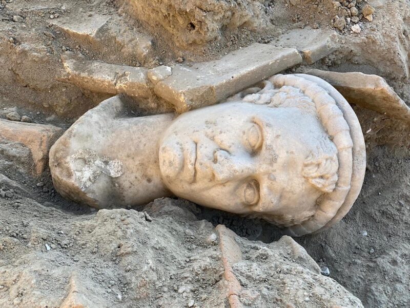 Testa di marmo sacerdote Laodicea