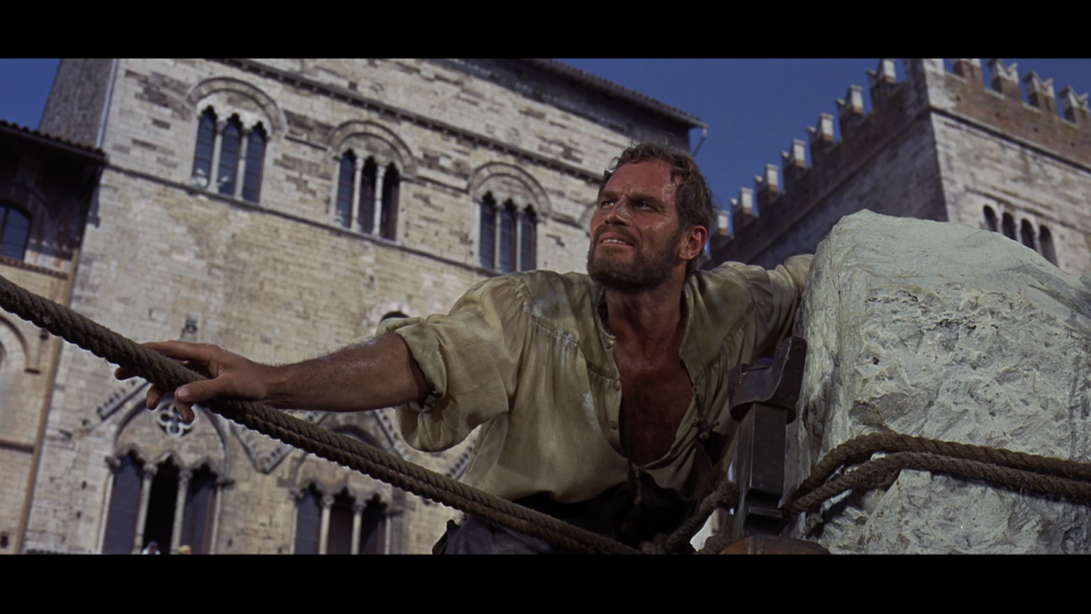Charlton Heston, sul set del film “Il Tormento e l'Estasi”