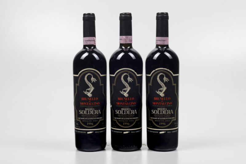 Case Basse di Gianfranco Soldera, Brunello di Montalcino Riserva (3 Bts) 1996 3 Bts BN Stima: 750 - 1.000 euro