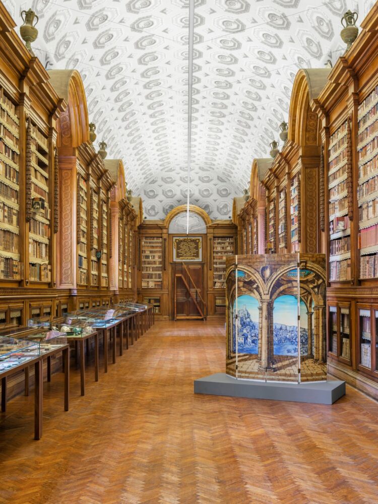 Galleria Petitot della Biblioteca Palatina
