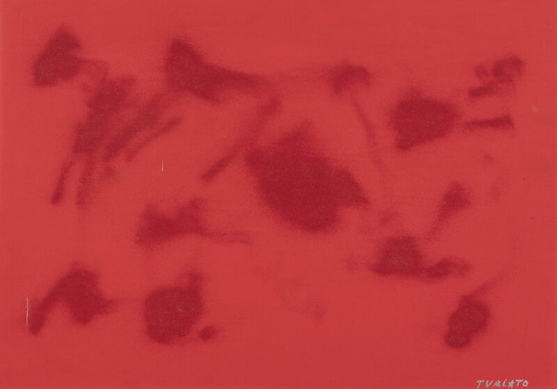 Lotto 6 - Giulio Turcato, Cangiante rosso, primi anni 70, olio e tecnica mista su tela, firmato in basso a sinistra, entro cornice, difetti, 70x100 cm. Stima 6.000-9.000 euro