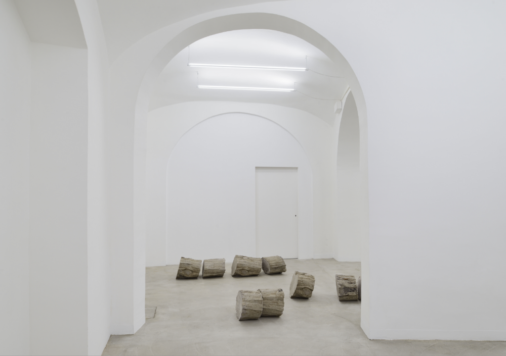 Stefano Canto, Carie, 2021, installation view at Matèria - Courtesy the artist and Matèria Roma, ph. Roberto Apa 