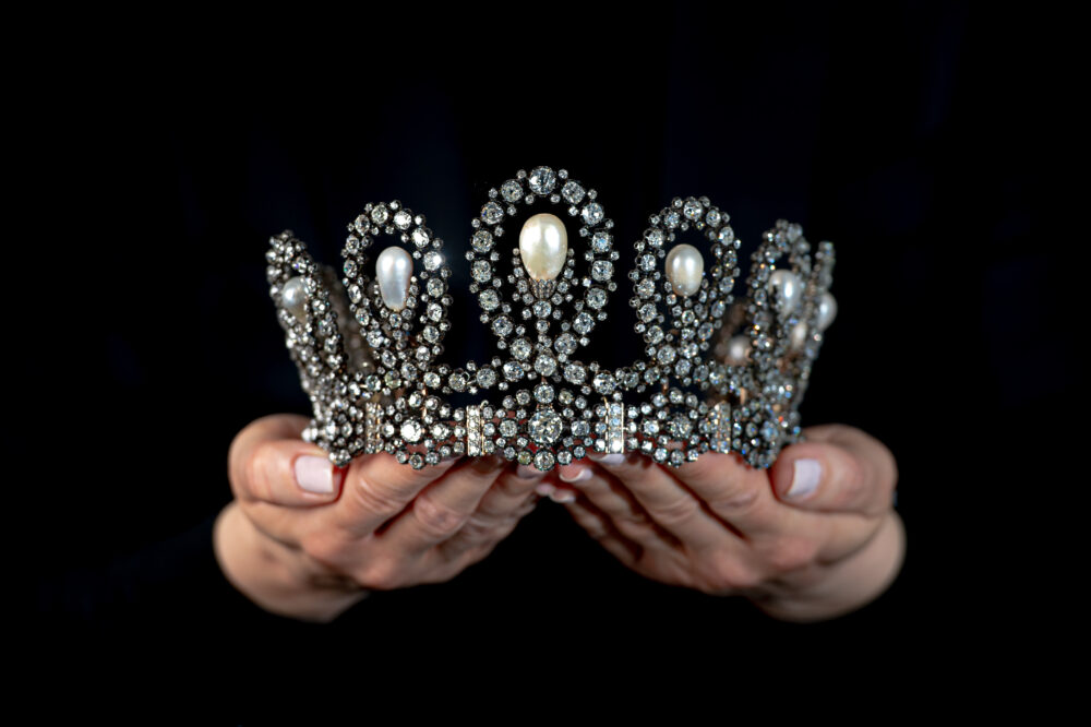 Royal Tiara in natural pearl and diamonds - Sotheby's Geneva 11 May - $1-1 (credit: Sotheby’s)