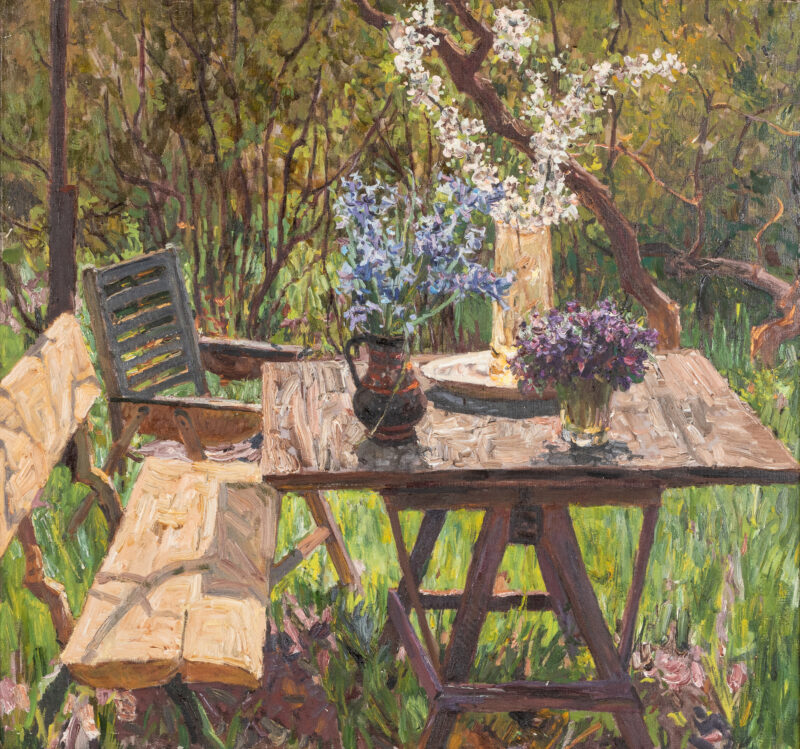 Petr Kuzymich Stolyarenko (1925-2018), Tavolo con fiori nel giardino. Venduta a 8.850 euro