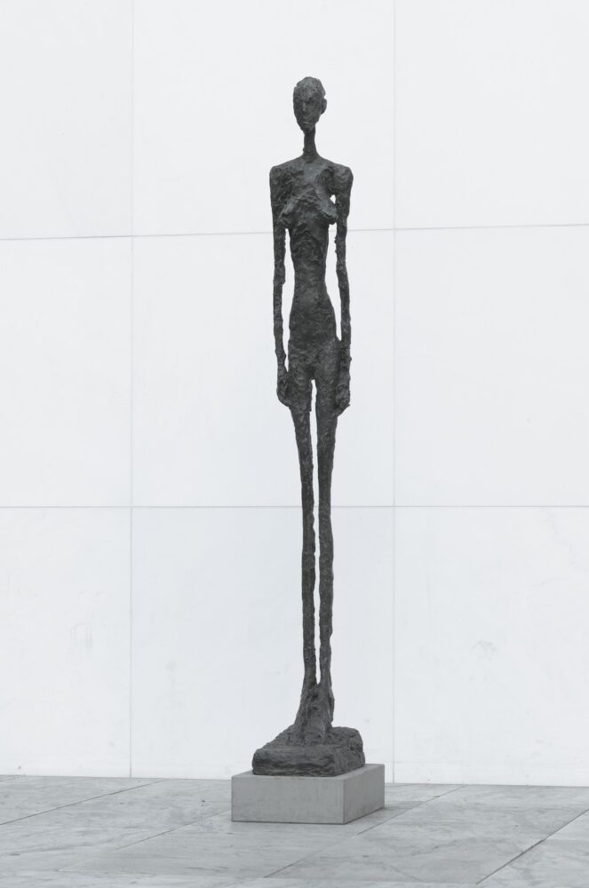 Tall Woman III, di Alberto Giacometti, opera del 1960 nella collezione del presidente di Samsung