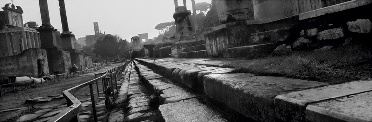 il Foro Romano visto da sud-est, fotografato da Koudelka nel 2000.