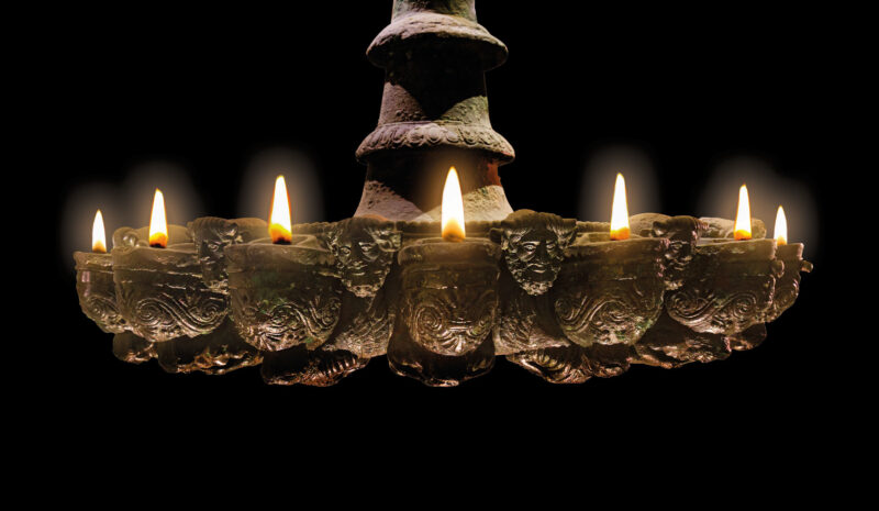 Lampadario a sedici beccucci
