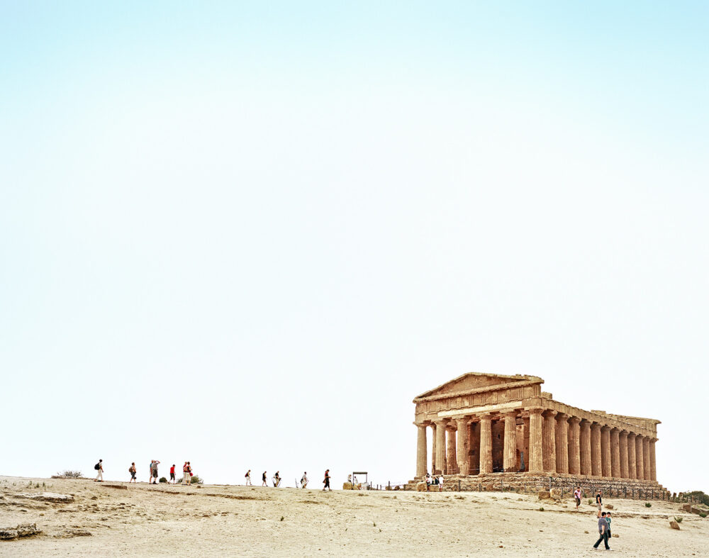 11.Alfred Seiland, Tempio della Concordia, Valle dei Templi, Agrigento. Agrigentum, Sicilia, Italia, 2010