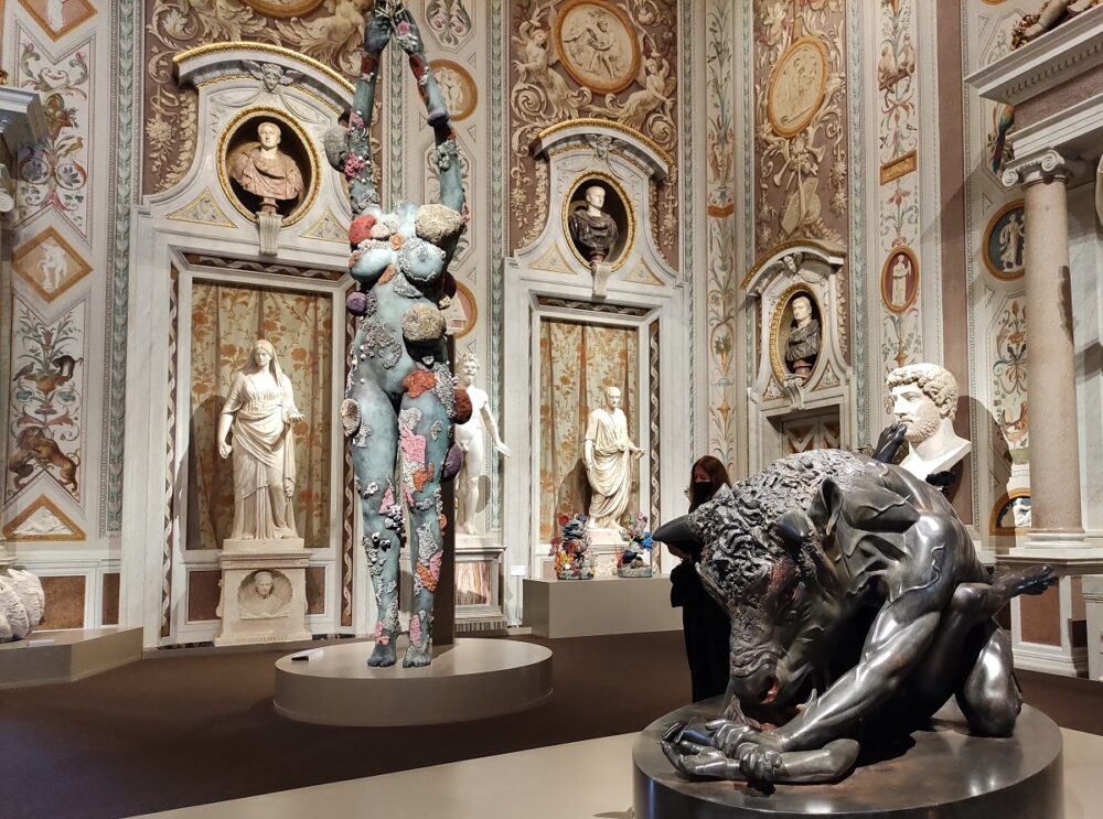 Damien Hirst - Galleria Borghese -Archeology Now - Allestimento della mostra