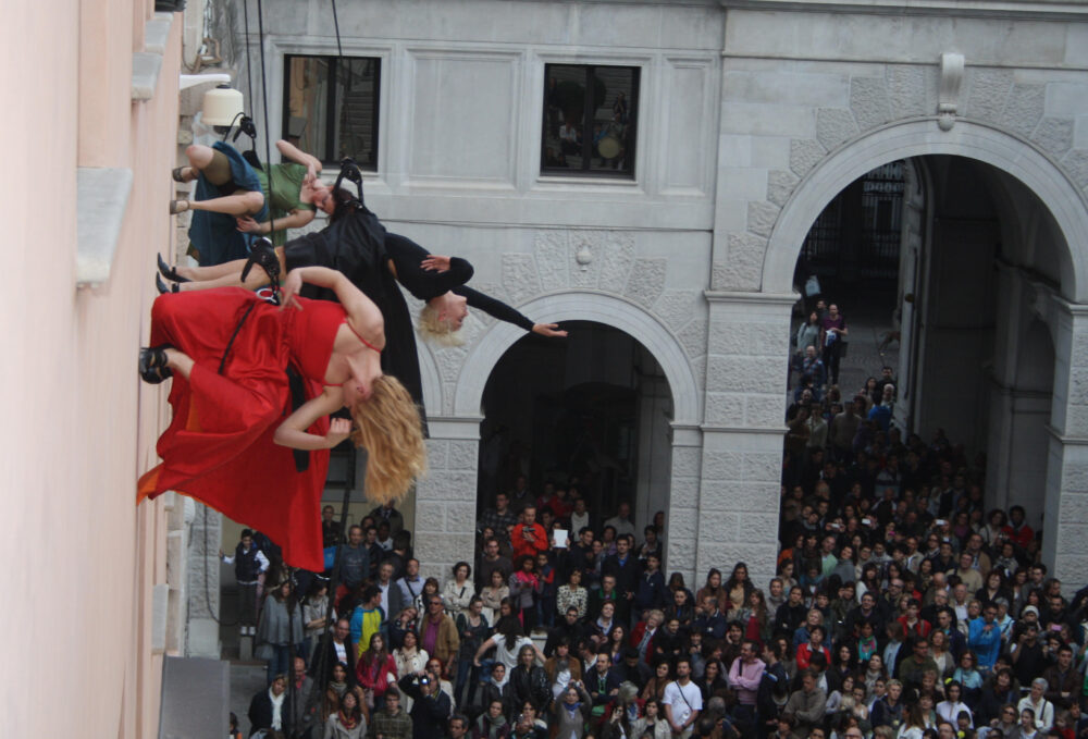 Palazzo Moroni, Festival Prospettiva Danza, Padova, 2012. © Ottorino Cavinato