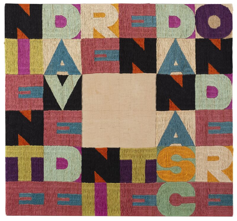 Lotto 122: Alighiero Boetti, "Niente da vedere niente da nascondere", 1977, ricamo, cm 42x45. Firmato e datato Kabul 1977 al retro. Provenienza: Opera donata dall'artista al precedente proprietario nel 1977; Collezione privata, Roma. Valutazione € 50.000 - 70.000