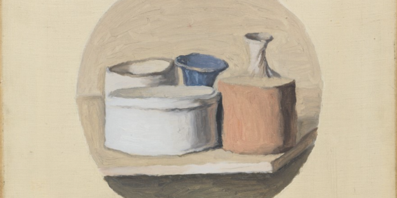 Lotto 560, Giorgio Morandi, Natura morta, 1952, olio su tela, 40x45 cm, stima 800.000/1.200.000 euro