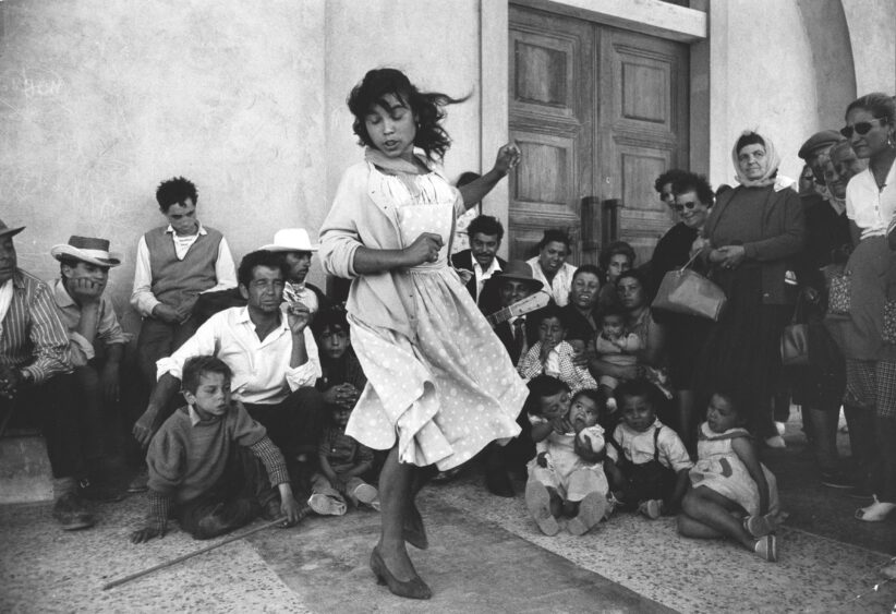 Gitans, Sainte Maries de la Mer, France. 1960 Credit: © Sabine Weiss