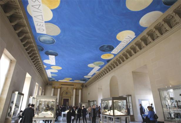Cy Twombly-Louvre: fine della disputa. La galleria che ospita il murale dell’artista sarà ripristinata