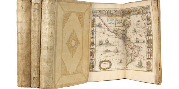 BLAEU Willem, BLAEU Joan e Johannes JANSSONIUS Theatrum Orbis Terrarum sive Novus Atlas. Amsterdam: Blaeu (vols. 1-3) e Janssonius (vol. 4), 1644-1646. Venduto: € 56.250