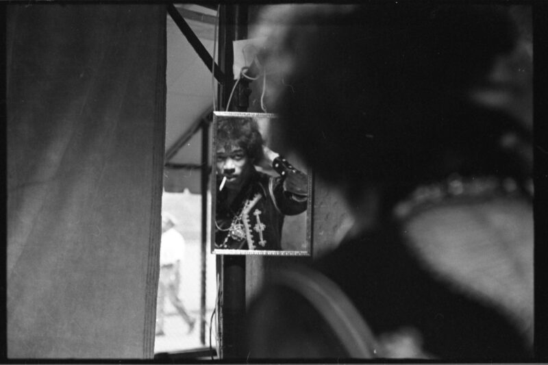Jimi Hendrix, 1967 © Jerry Schatzberg