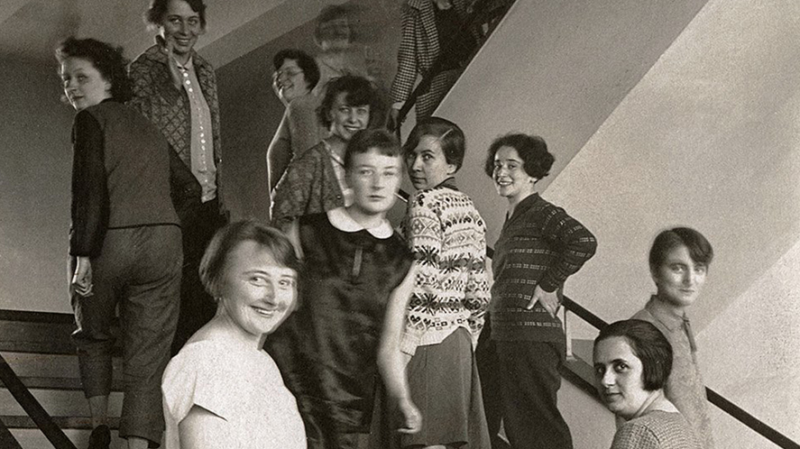 494 Bauhaus al femminile