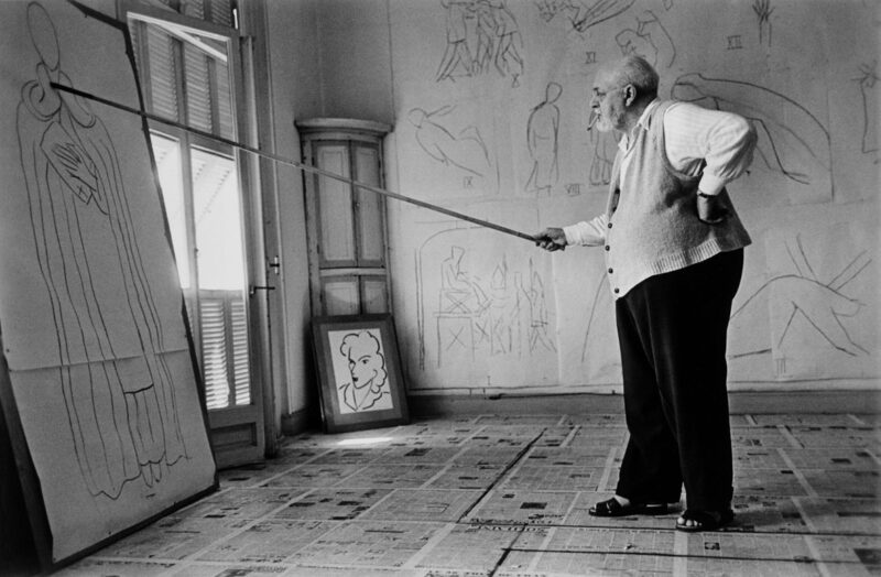 Henri Matisse in his studio, Nice, France, August 1949 © Robert Capa © International Center of Photography / Magnum Photos