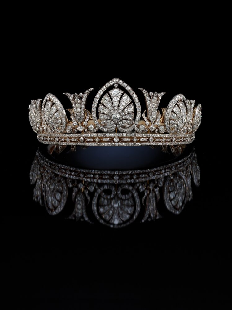 The Derby Tiara, probably Skinner & Co., circa 1890, Tiaras exhibition at Sotheby’s, June 2022-min
