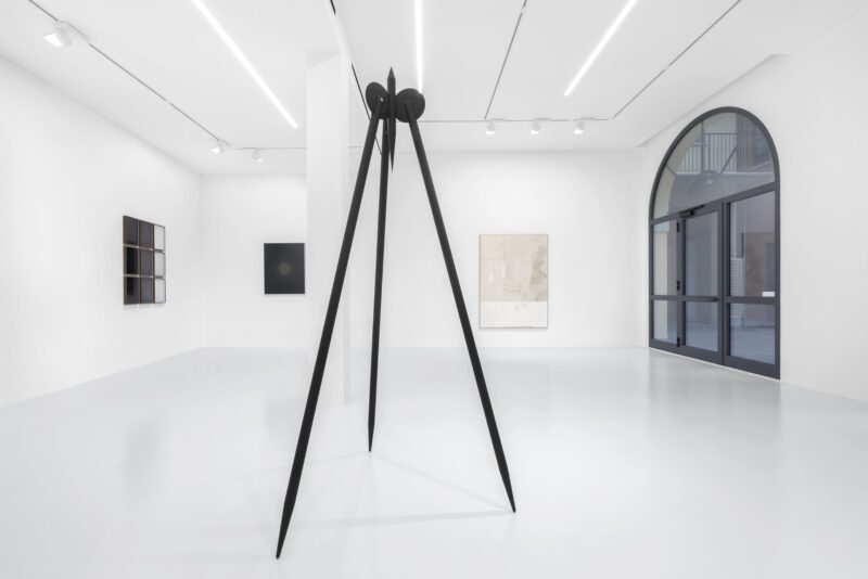 When space becomes a place for action and thought, 10 A.M. ART, Milano, Photo Mattia Mognetti