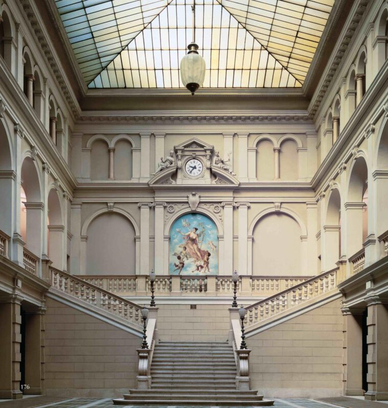 LE BELLE POSTE. Palazzi storici delle Poste Italiane