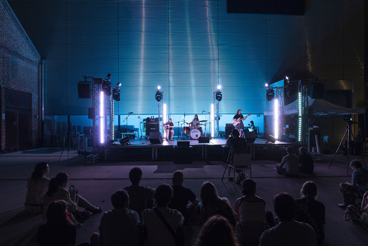 Milano, la luce oltre la siepe. Re-Mapped è il nuovo Festival che racconta le realtà performative locali