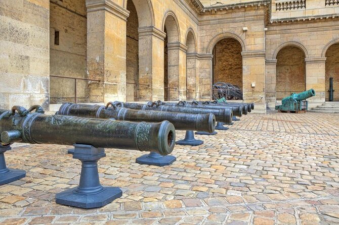 Rubati o dispersi? Il Musée de l’Armée di Parigi non trova più due cannoni della sua collezione