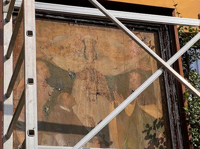 La bellissima Madonna dei carbonai milanesi realizzata per ringraziare Maria di averli preservati dalla peste