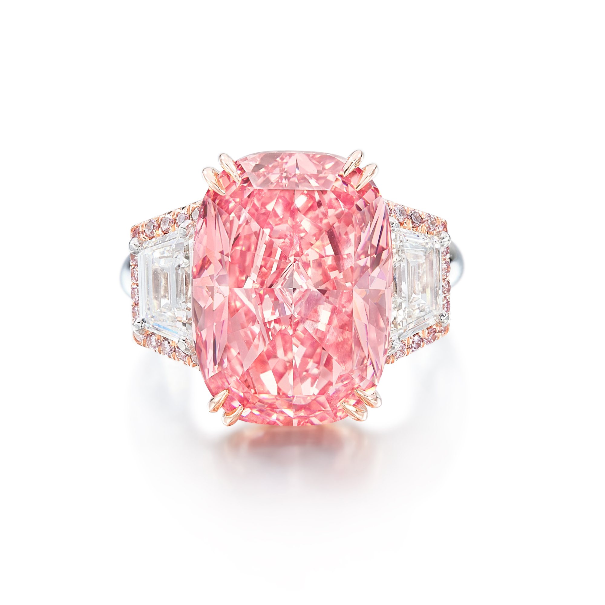 Quasi 60 milioni $ per il Williamson Pink Star da Sotheby’s. Nuovo record per carato per un diamante rosa Fancy Vivid
