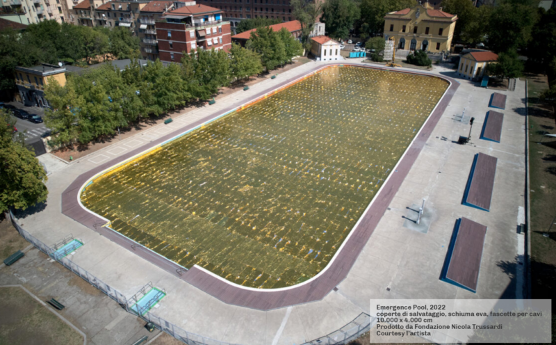 Gilded Darkness di Nari Ward. Fondazione Trussardi
