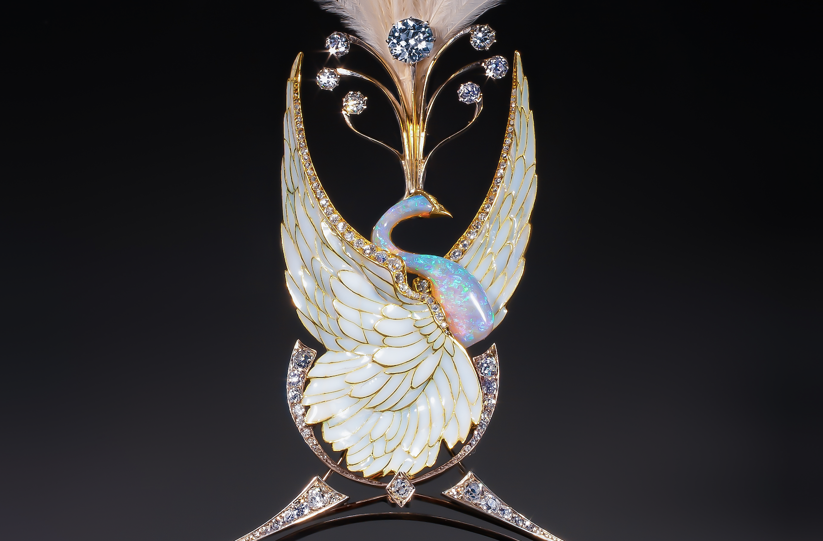 L’Art Nouveau protagonista a Brafa 2023 tra gioielli e arte floreale