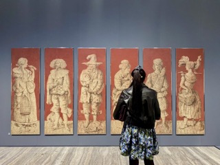 Domenico Gnoli: riscoprirsi piccoli davanti alla grande retrospettiva di Fondazione Prada