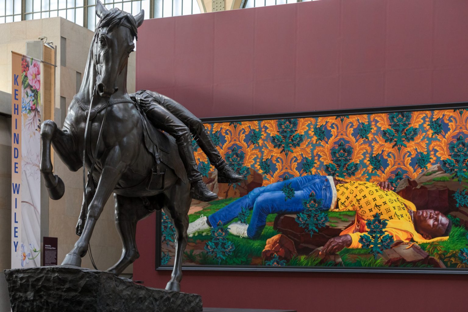 Musée d’Orsay, Parigi. Kehinde Wiley a confronto con le sculture classiche del museo