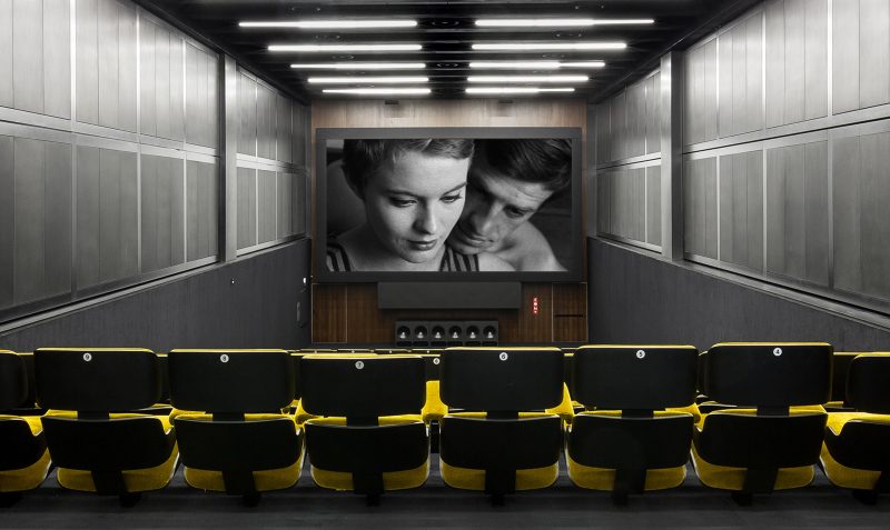 Il Cinema della Fondazione Prada, foto di Delfino Sisto Legnani