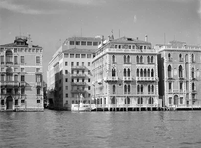 L’asta degli arredi dell’Hotel Bauer: 4 mila lotti celebrano l’identità veneziana