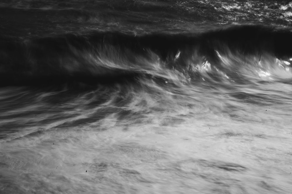 "Deiva Marina. l'essenza del mare nella lunga esposizione" ottobre 2020. 20x30 cm. Canon EOS 5D 85 mm