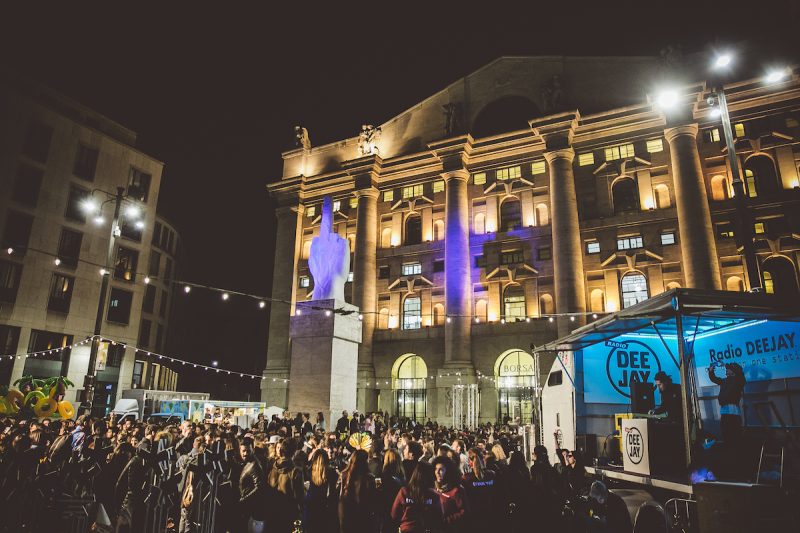 DESIGN PRIDE 2017: party piazza Affari, ph Meschina